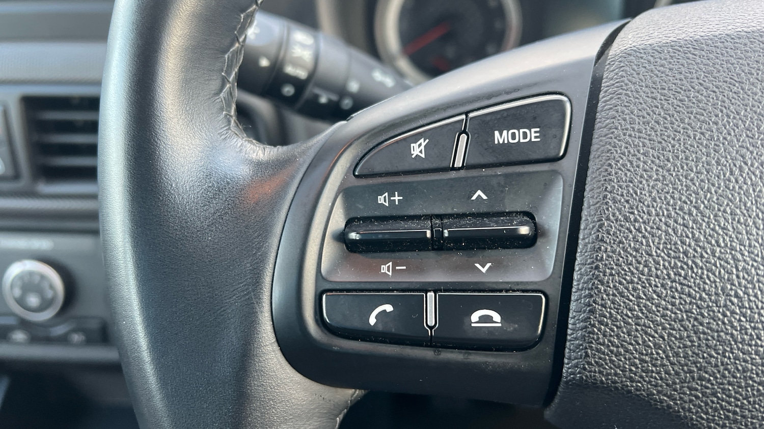 Used Hyundai i10 2022 for sale - 76971824: Photo 23