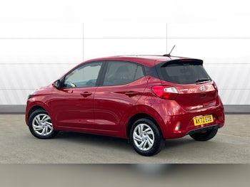 Used Hyundai i10 2022 for sale - 76971824: Photo