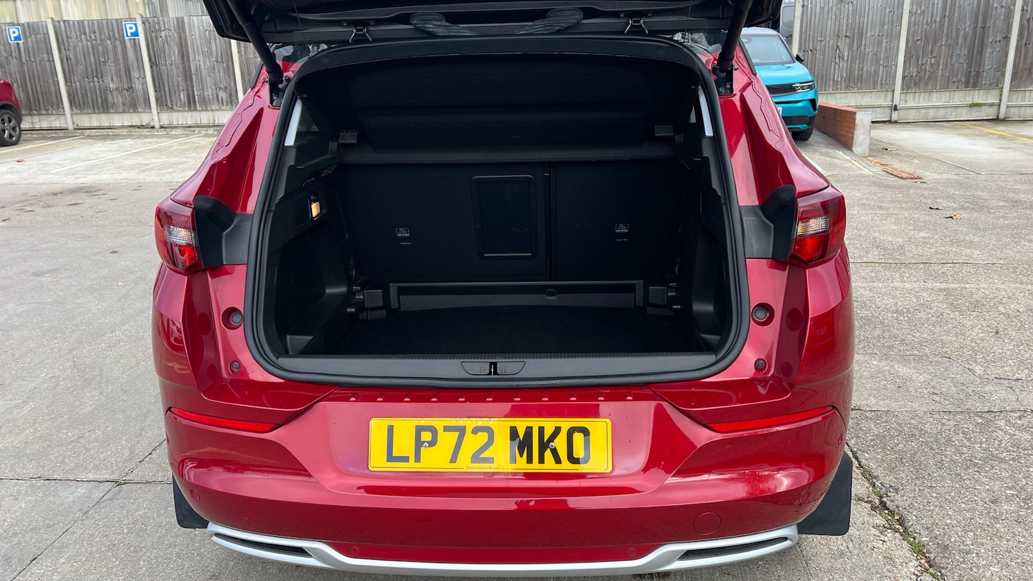 Used Vauxhall Grandland 2023 for sale - 76707157: Photo 4