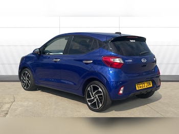 Used Hyundai i10 2023 for sale - 79196165: Photo