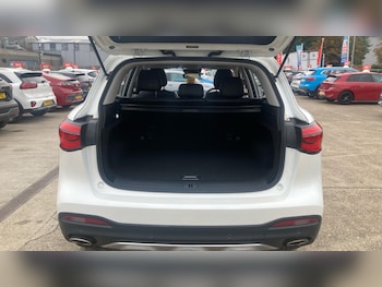 Used MG MG HS 2023 for sale - 76104656: Photo