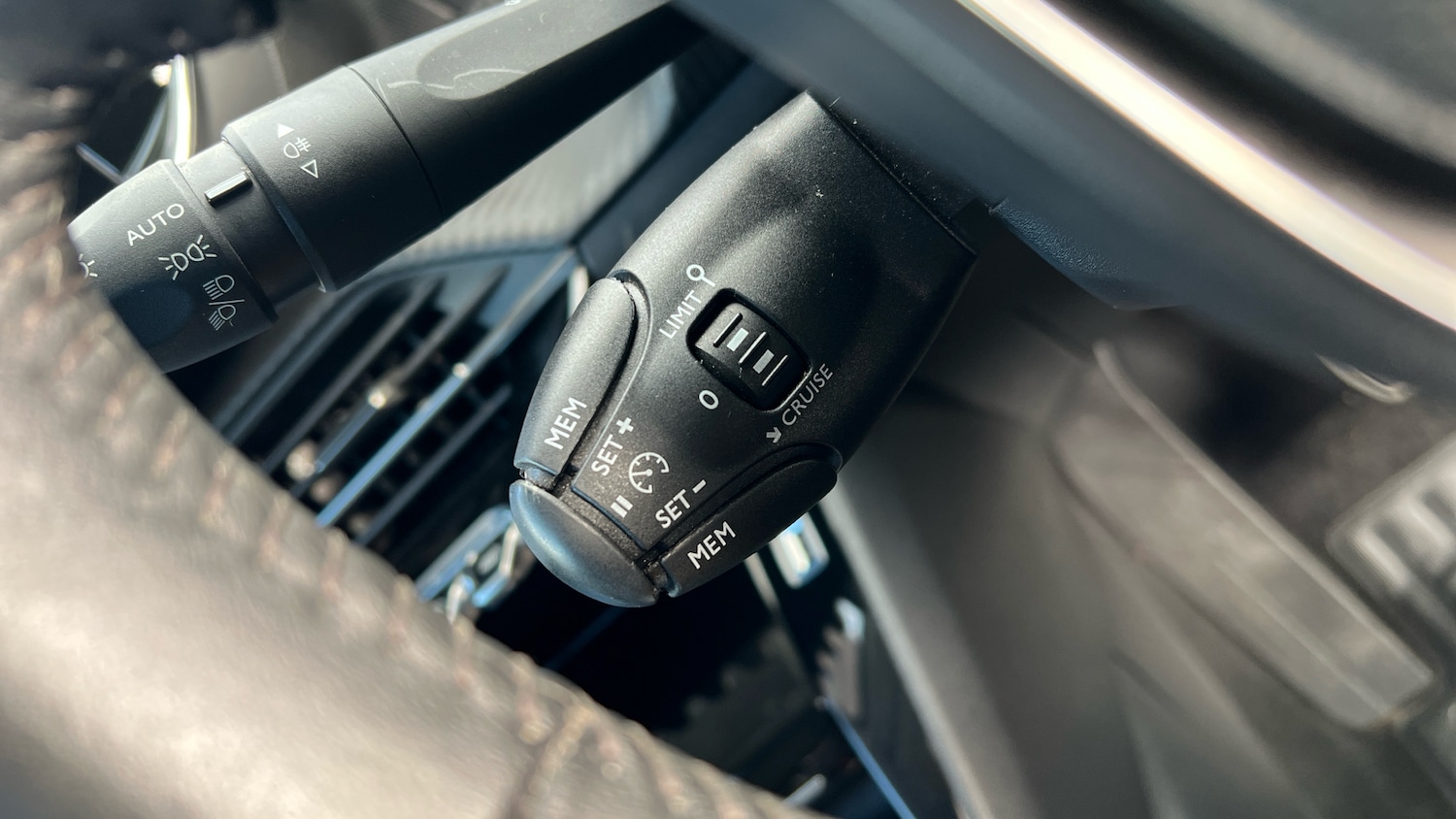 Used Peugeot 208 2022 for sale - 76862228: Photo 25