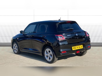 Used Suzuki Swift 2024 for sale - 79312137: Photo