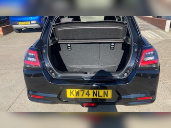 Used Suzuki Swift 2024 for sale - 79312137: Photo