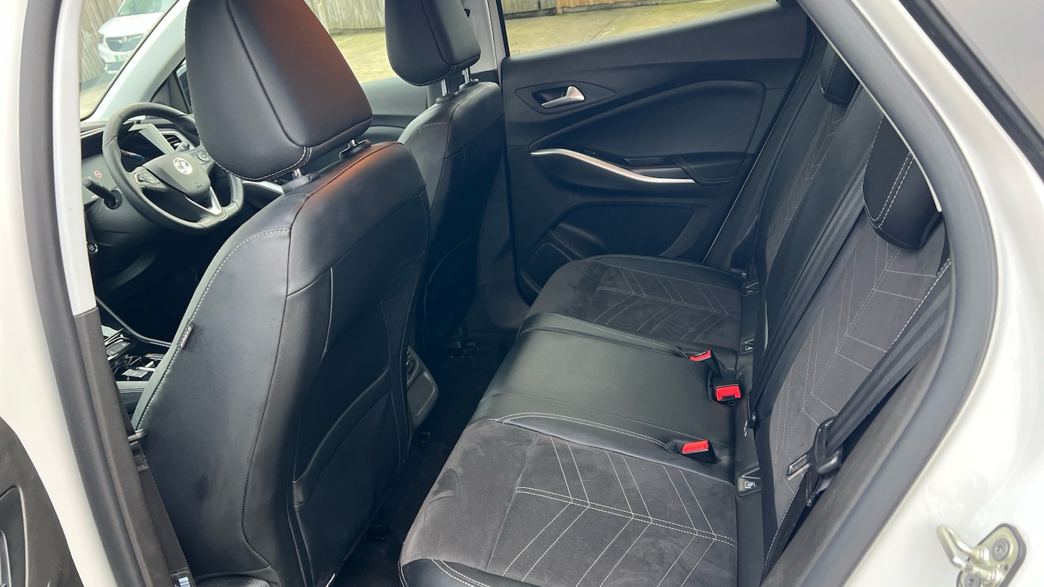 Used Vauxhall Grandland 2023 for sale - 76694199: Photo 16