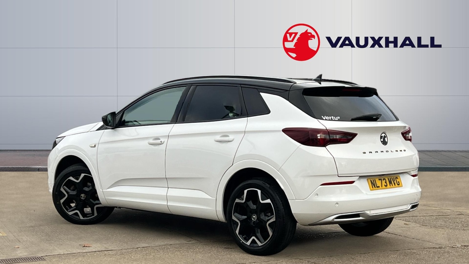 Used Vauxhall Grandland 2023 for sale - 76694199: Photo 2