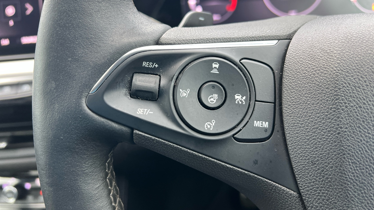 Used Vauxhall Grandland 2023 for sale - 76694199: Photo 22