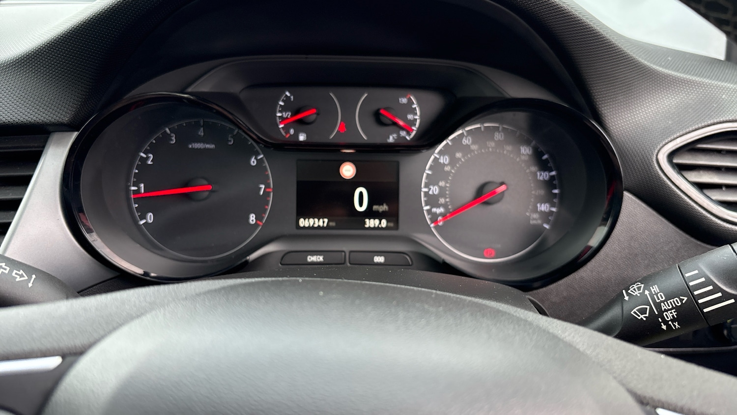 Used Vauxhall Crossland X 2018 for sale - 76161853: Photo 18