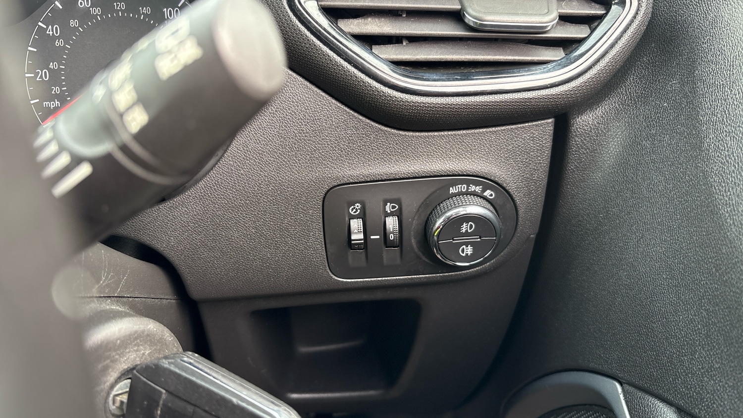 Used Vauxhall Crossland X 2018 for sale - 76161853: Photo 25