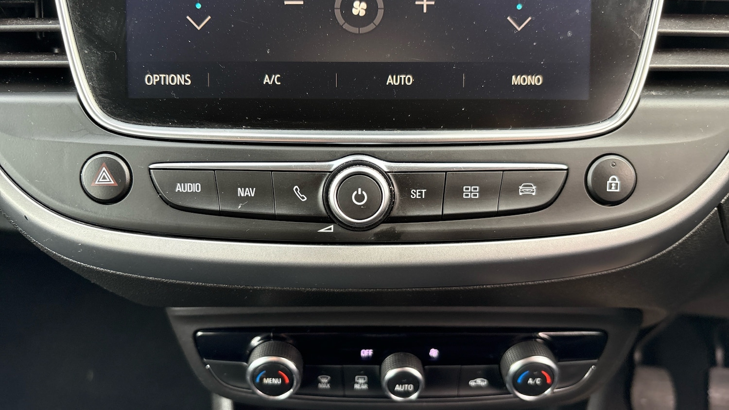 Used Vauxhall Crossland X 2018 for sale - 76161853: Photo 27