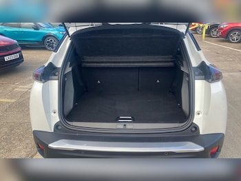 Used Peugeot 2008 2023 for sale - 78568830: Photo