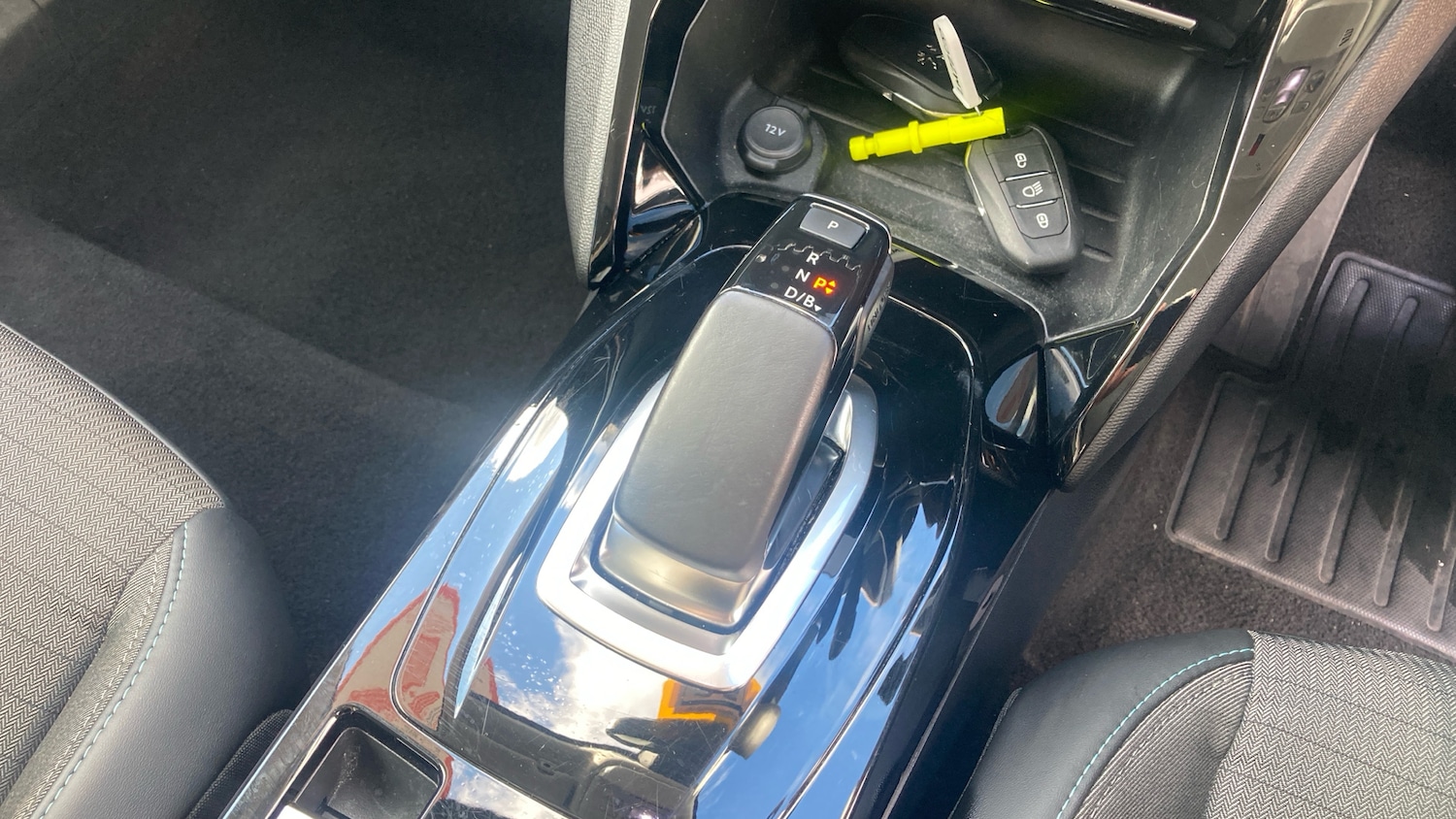 Used Peugeot 2008 2022 for sale - 76382572: Photo 13