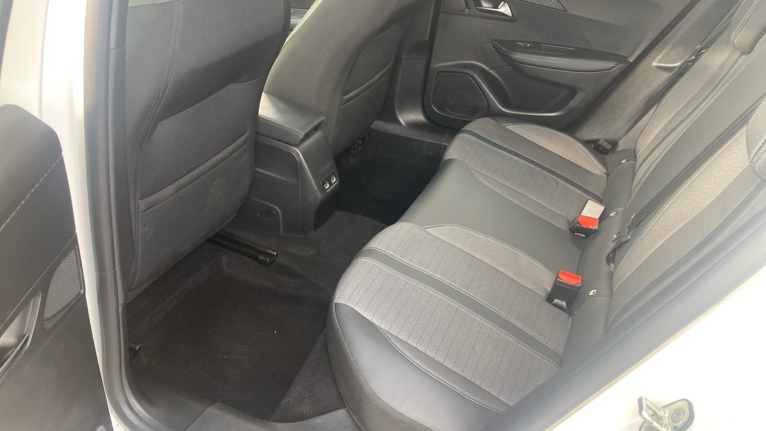 Used Peugeot 2008 2022 for sale - 76382572: Photo 16