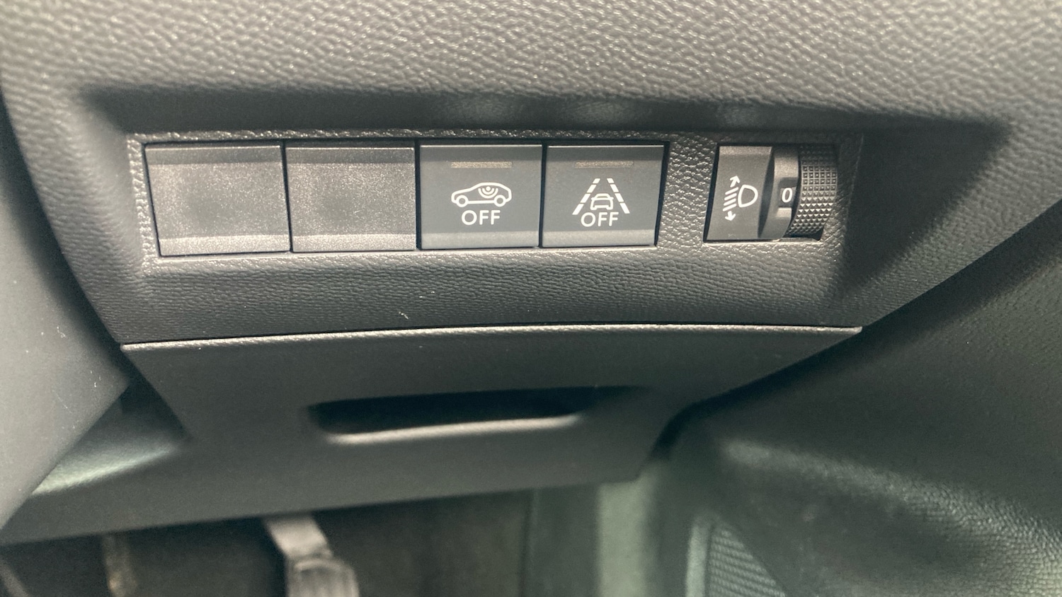 Used Peugeot 2008 2022 for sale - 76382572: Photo 32