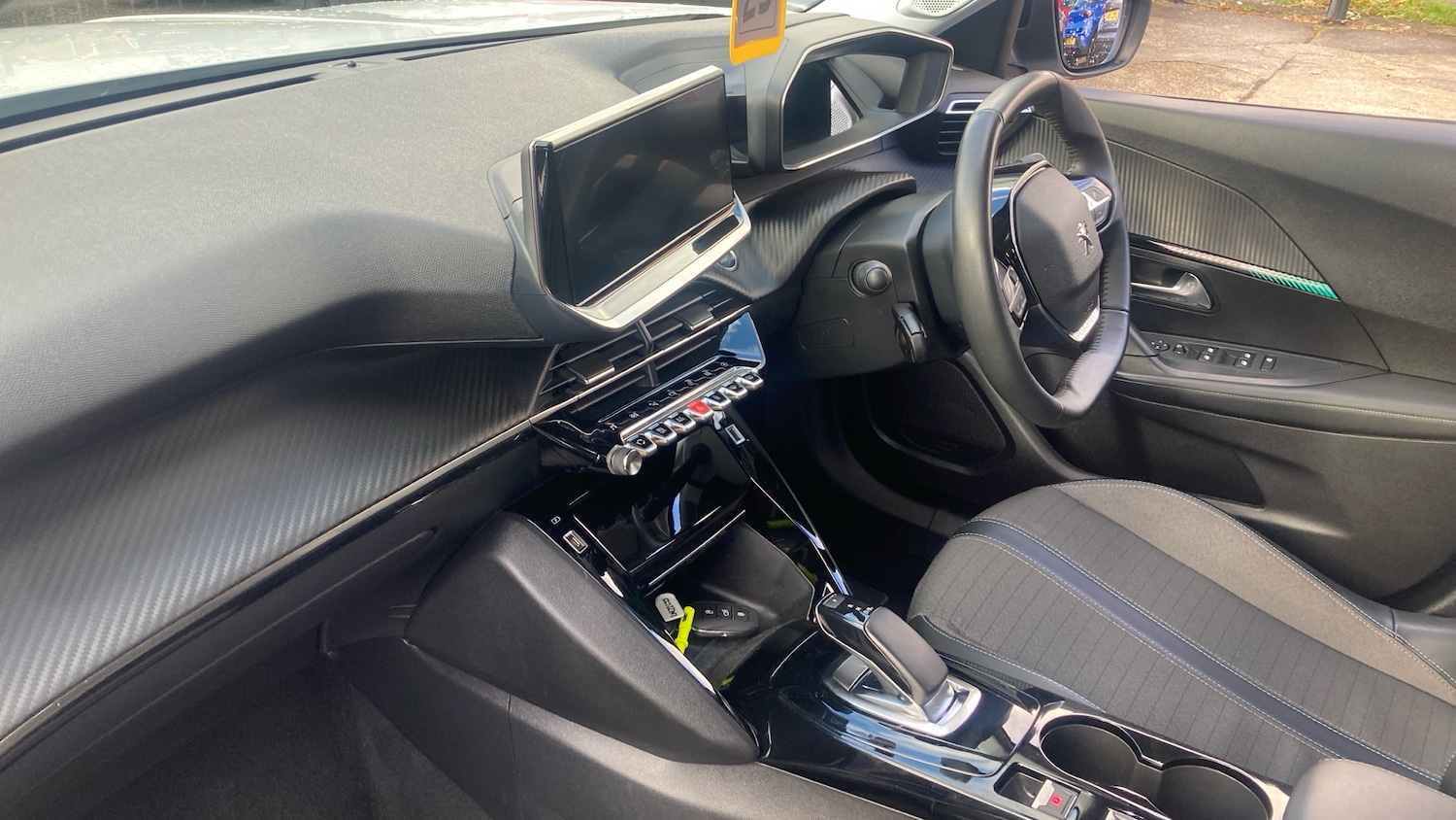 Used Peugeot 2008 2022 for sale - 76382572: Photo 9