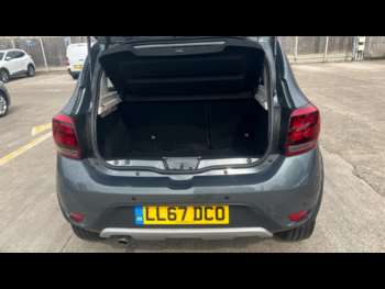 Used Dacia Sandero Stepway 2017 for sale - 74941607: Photo