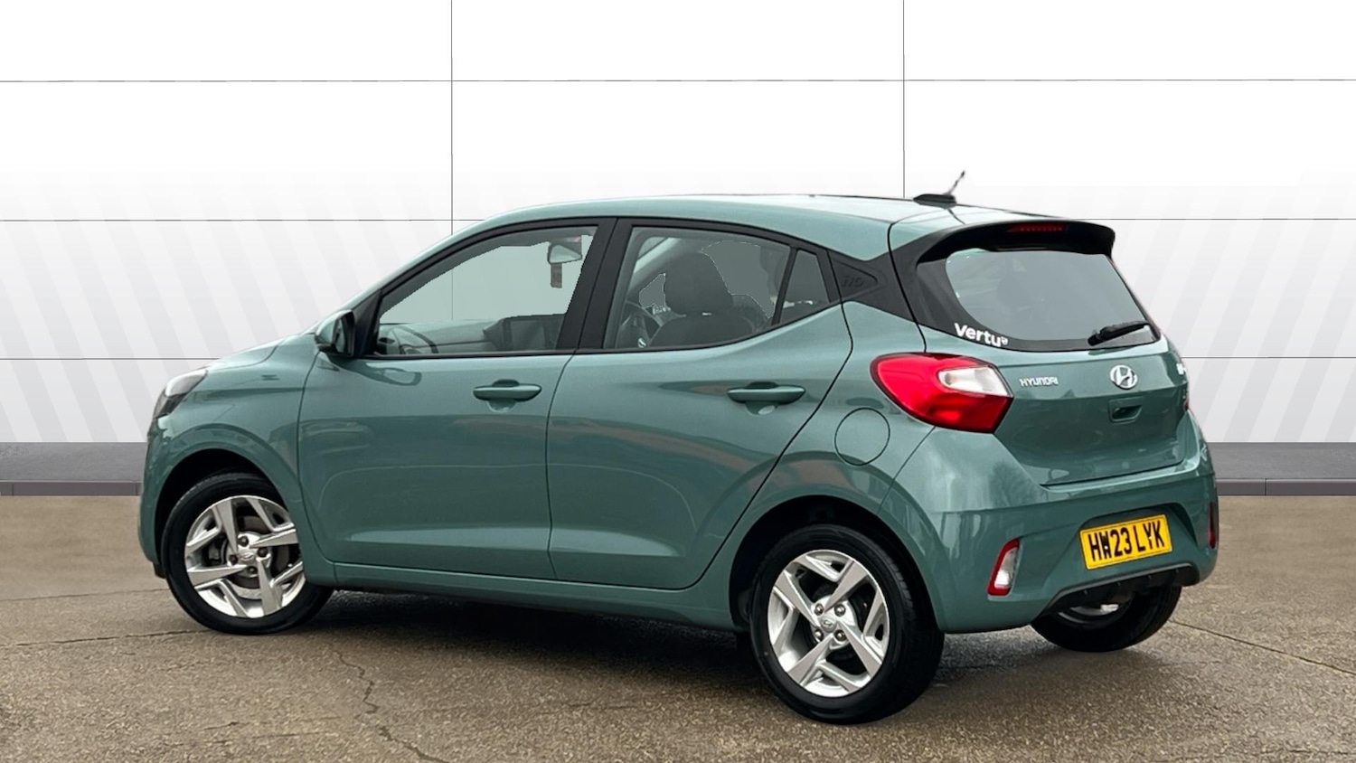 Used Hyundai i10 2023 for sale - 77595161: Photo 2