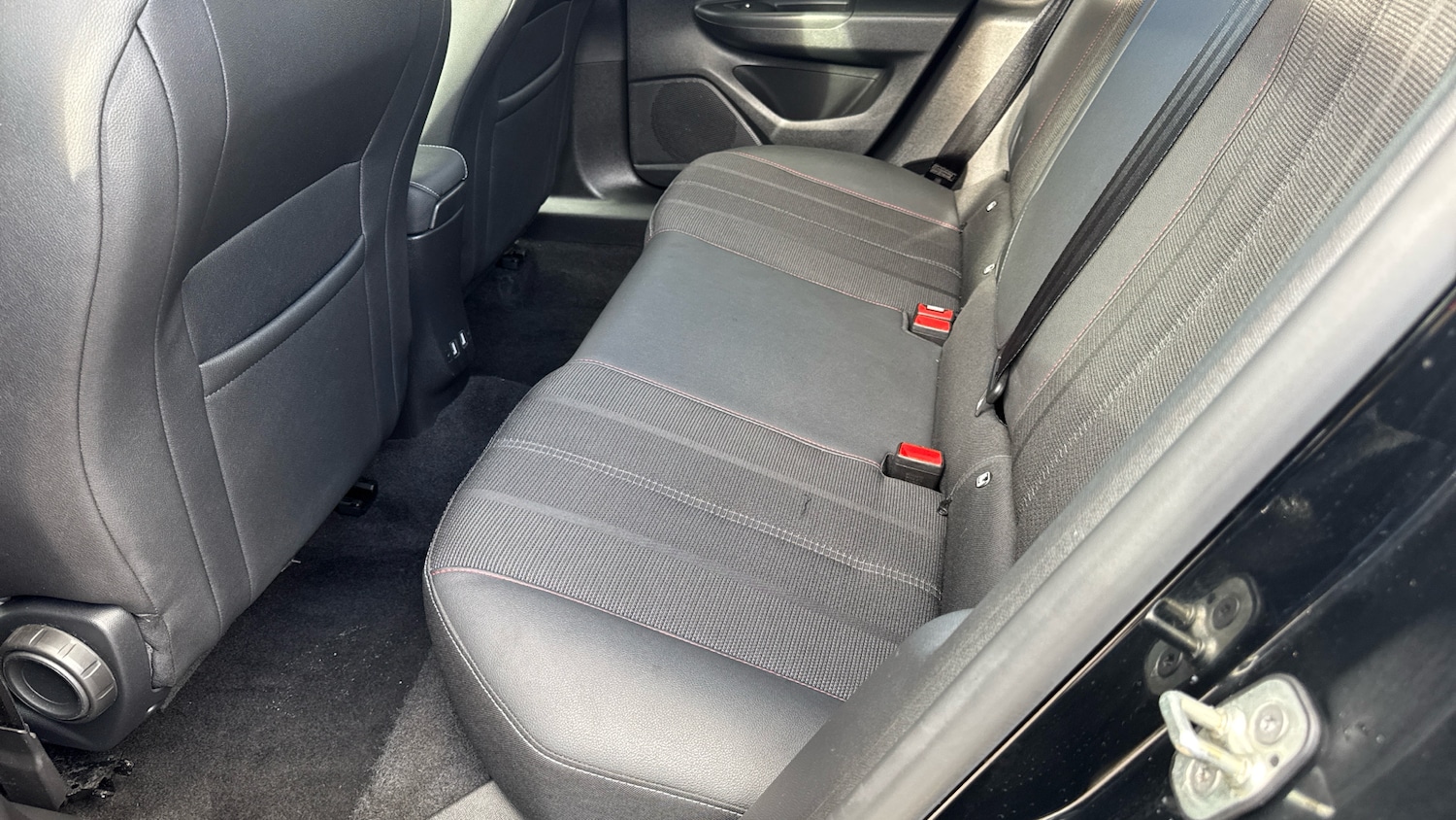 Used Vauxhall Mokka 2022 for sale - 77508337: Photo 16