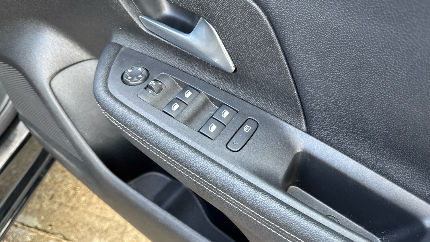 Used Vauxhall Mokka 2022 for sale - 77508337: Photo 31