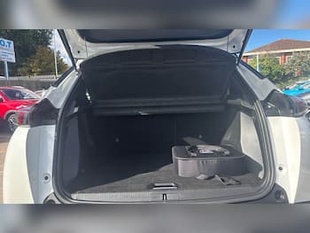 Used Peugeot 2008 2023 for sale - 79776092: Photo