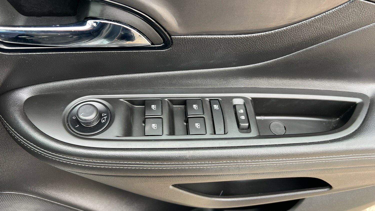 Used Vauxhall Mokka X 2017 for sale - 76349921: Photo 25