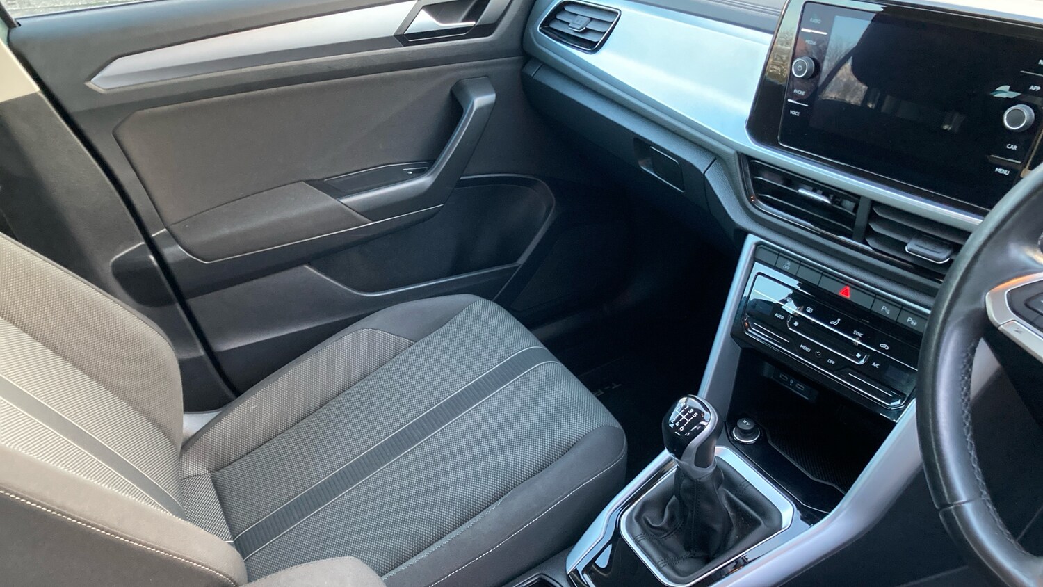 Used Volkswagen T-Roc 2022 for sale - 77197991: Photo 14