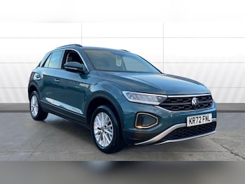 Used Volkswagen T-Roc 2022 for sale - 77197991: Photo
