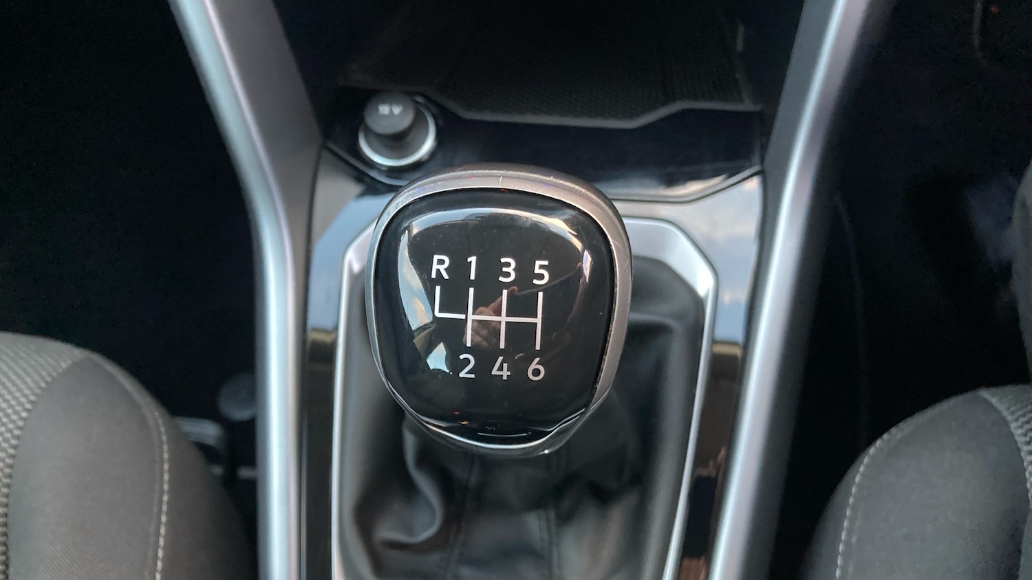 Used Volkswagen T-Roc 2022 for sale - 77197991: Photo 29