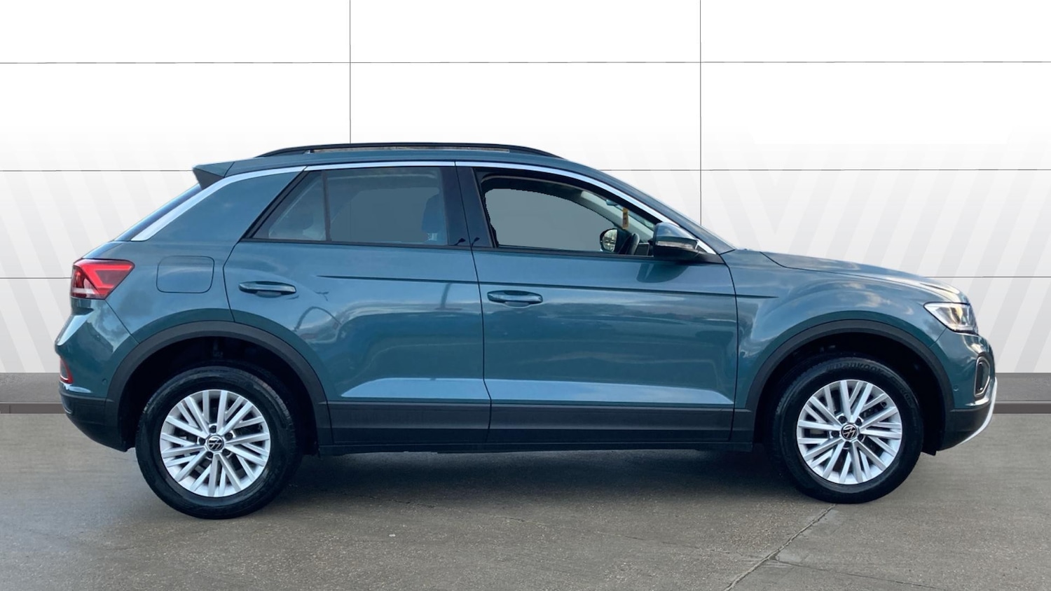 Used Volkswagen T-Roc 2022 for sale - 77197991: Photo 5