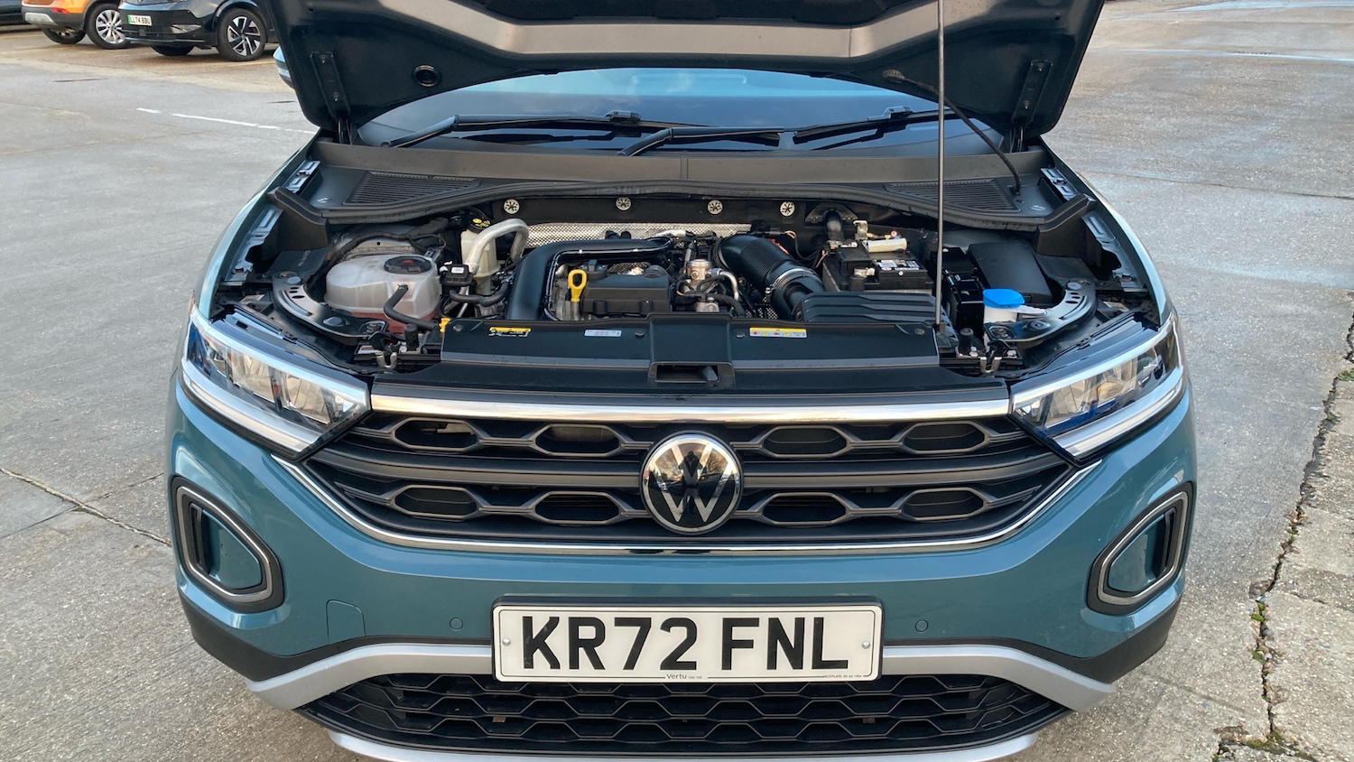 Used Volkswagen T-Roc 2022 for sale - 77197991: Photo 8