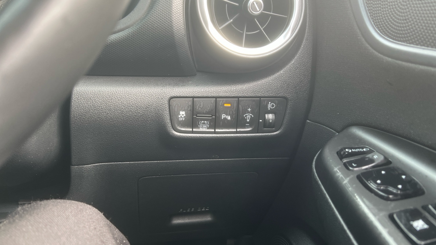 Used Hyundai KONA 2022 for sale - 77508341: Photo 32