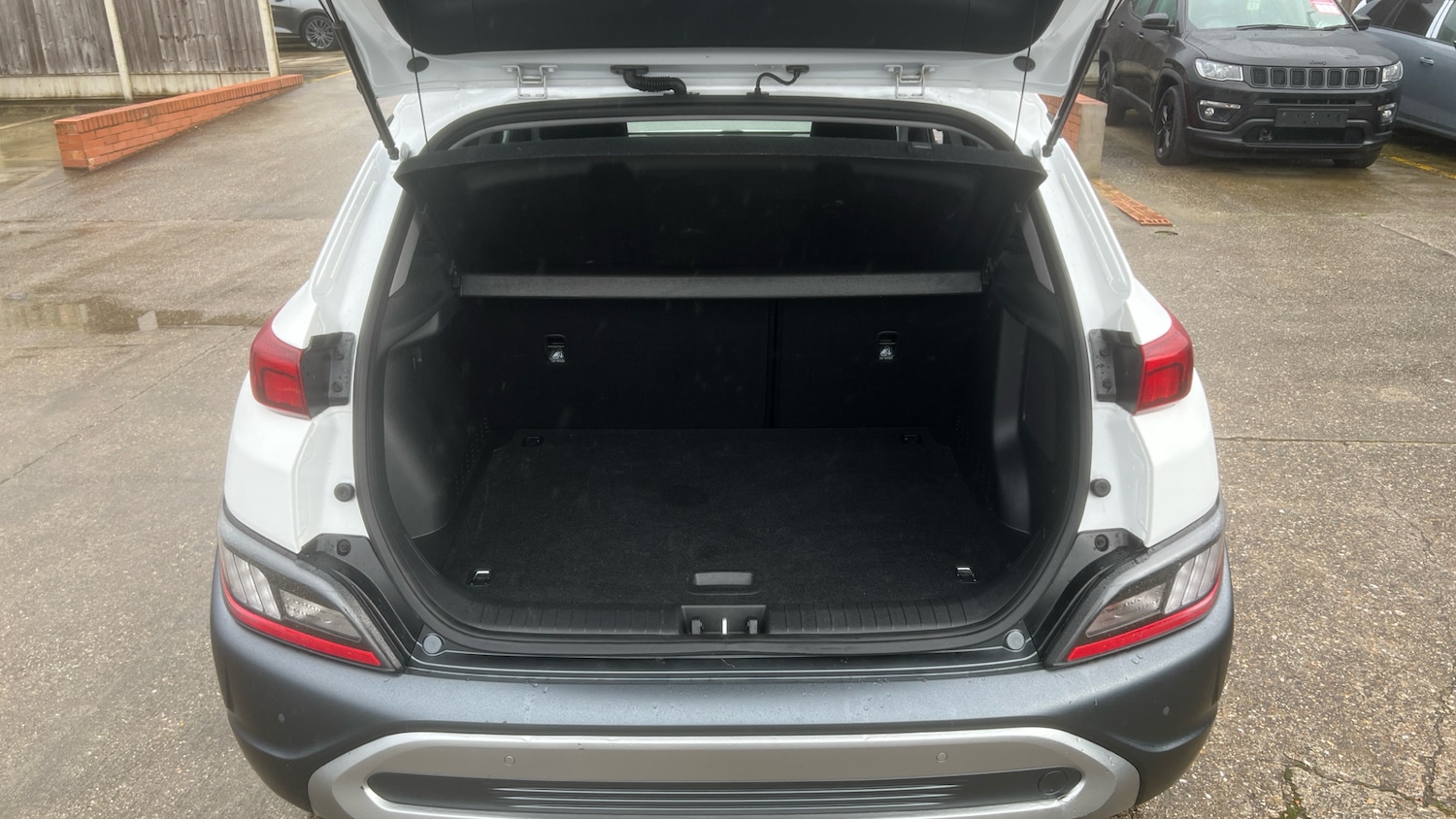 Used Hyundai KONA 2022 for sale - 77508341: Photo 4