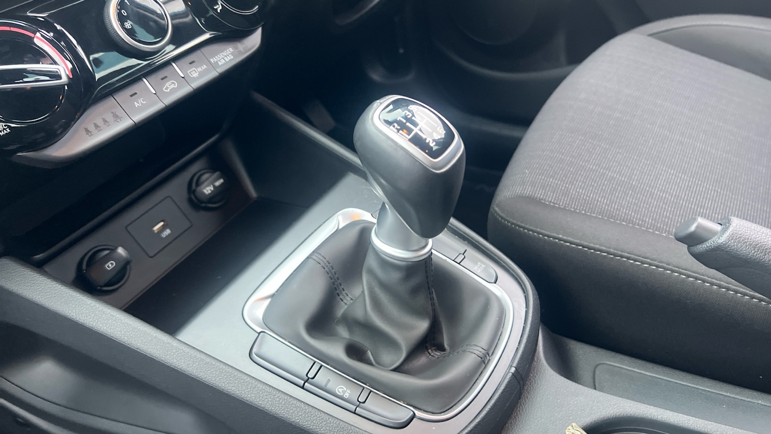 Used Hyundai KONA 2023 for sale - 77818694: Photo 13