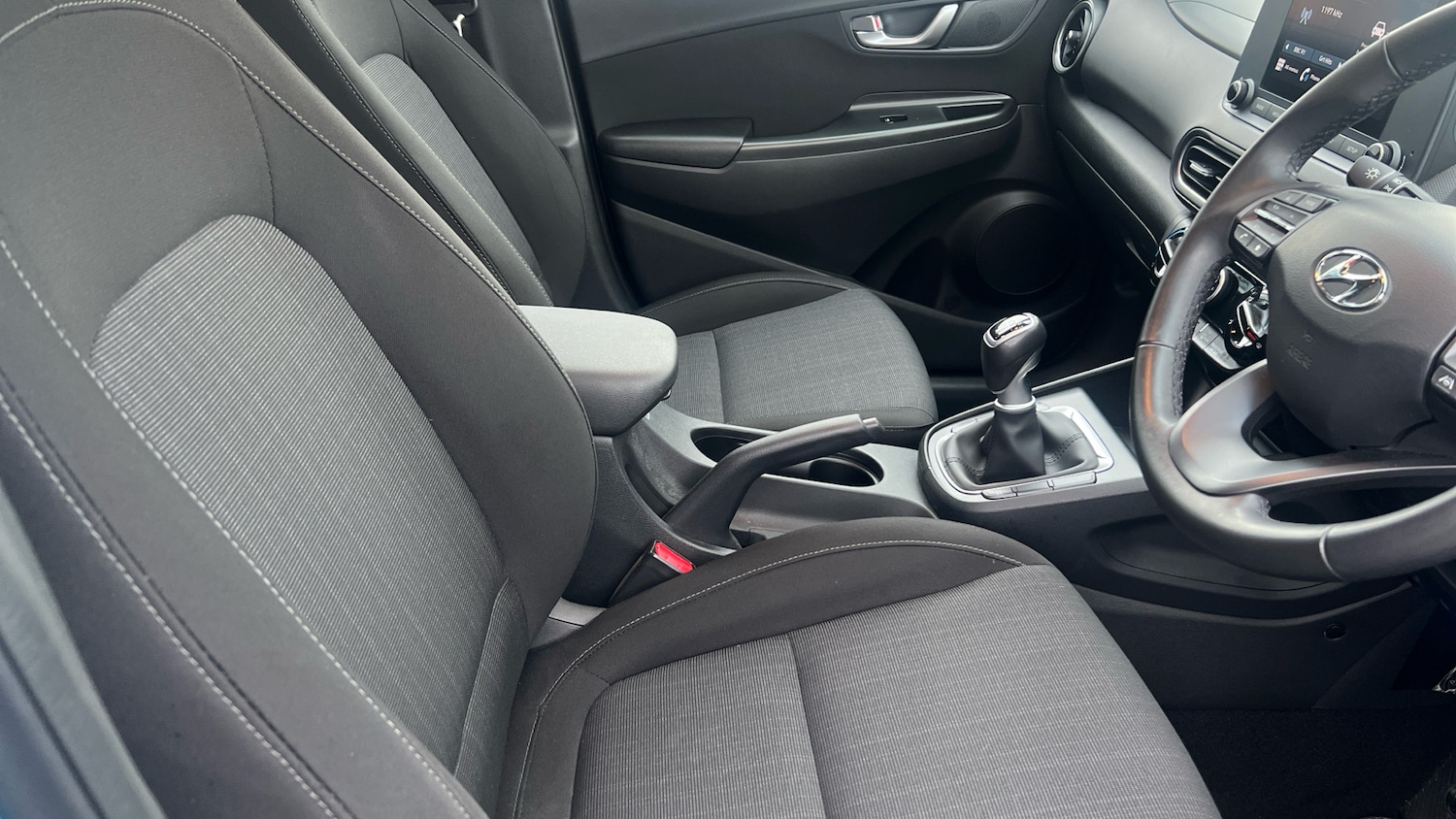 Used Hyundai KONA 2023 for sale - 77818694: Photo 32