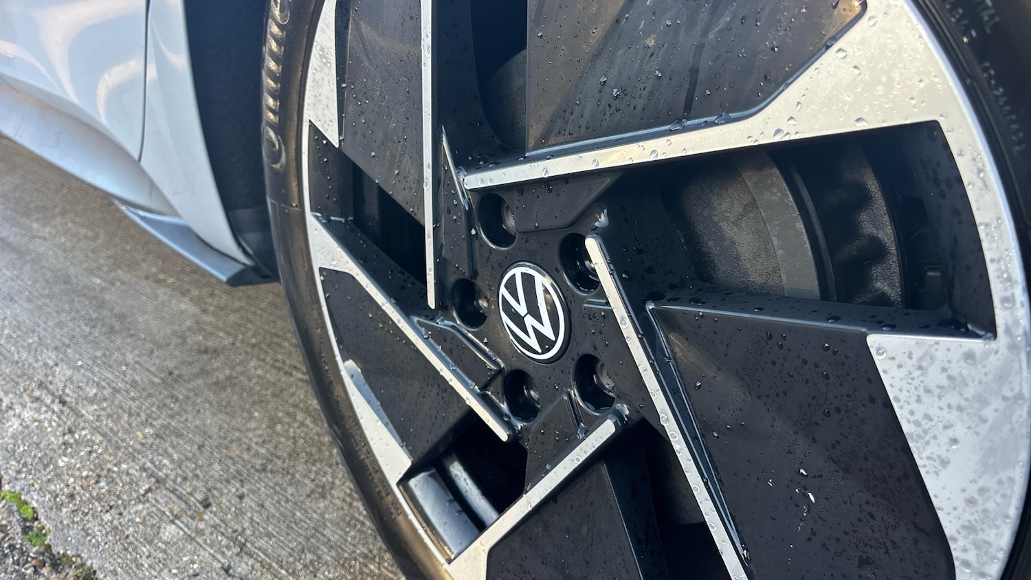 Used Volkswagen ID.3 2024 for sale - 76777169: Photo 43