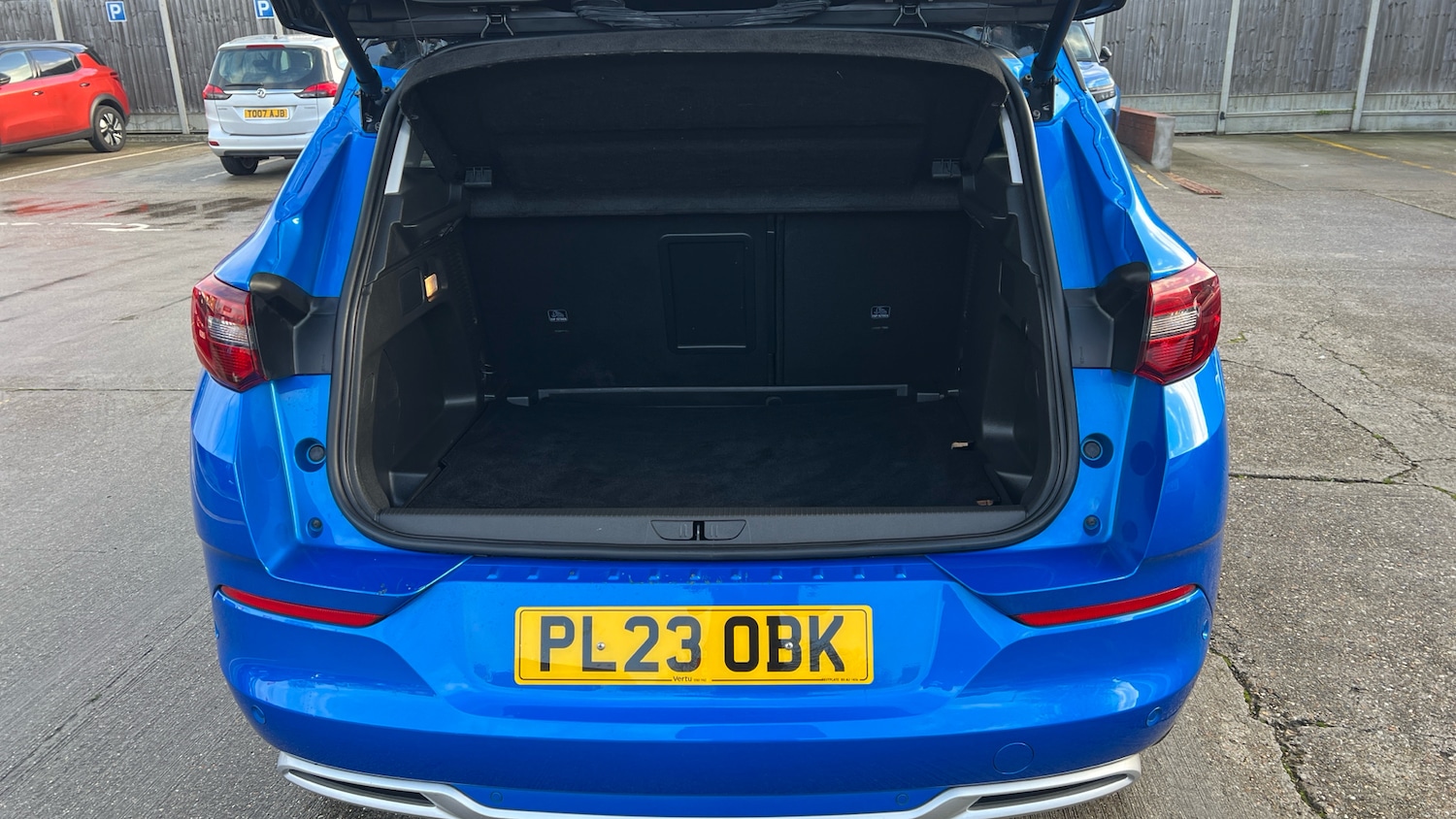 Used Vauxhall Grandland 2023 for sale - 76862223: Photo 4