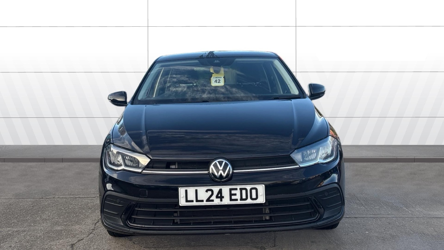 Used Volkswagen Polo 2024 for sale - 76958432: Photo 3