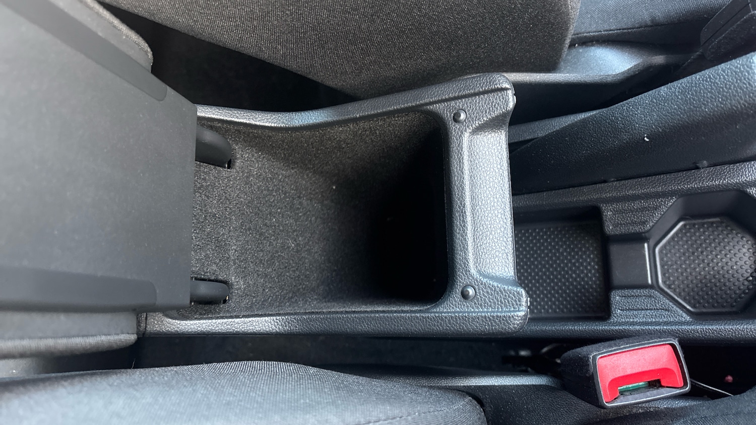 Used Volkswagen Polo 2024 for sale - 76958432: Photo 31