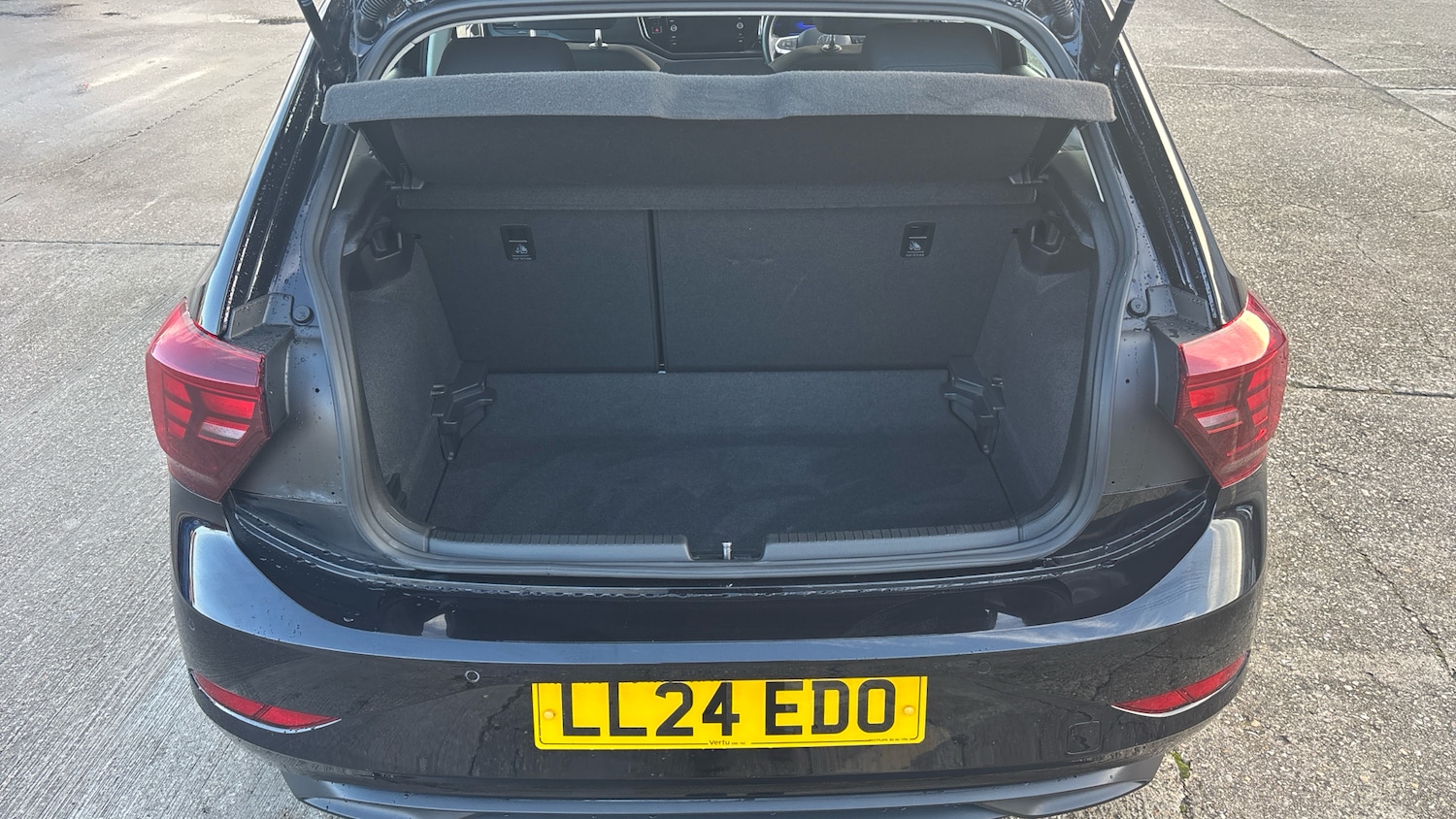 Used Volkswagen Polo 2024 for sale - 76958432: Photo 4