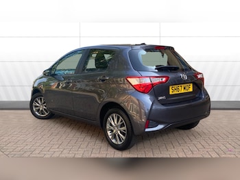 Used Toyota Yaris 2017 for sale - 78526199: Photo