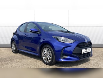 Used Toyota Yaris 2023 for sale - 79284319: Photo