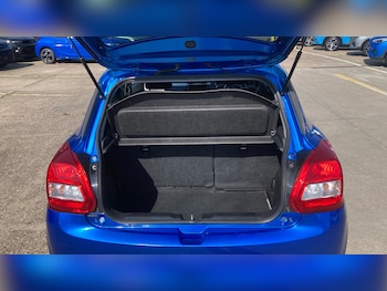 Used Suzuki Swift 2018 for sale - 78846334: Photo