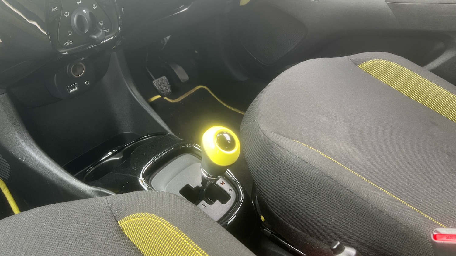 Used Toyota AYGO 2016 for sale - 77409335: Photo 13