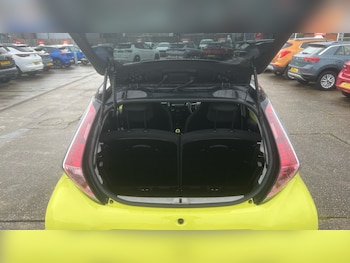 Used Toyota AYGO 2016 for sale - 77409335: Photo