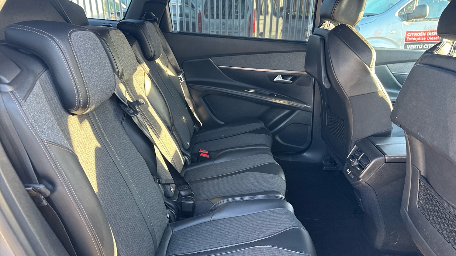 Used Peugeot 5008 2020 for sale - 77296980: Photo 16