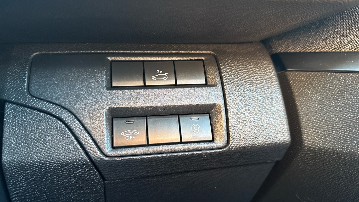 Used Peugeot 5008 2020 for sale - 77296980: Photo 36