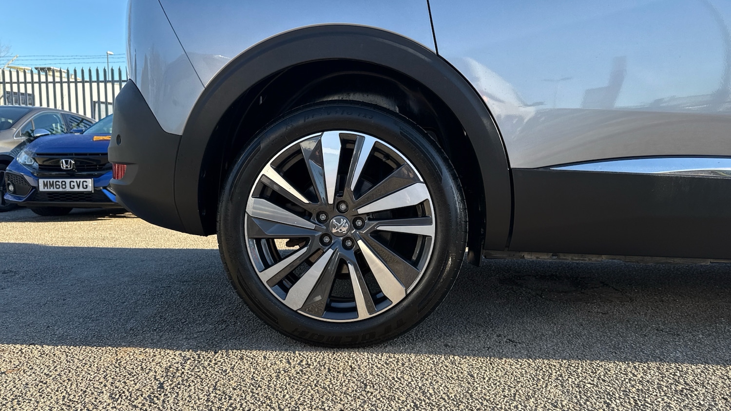 Used Peugeot 5008 2020 for sale - 77296980: Photo 7