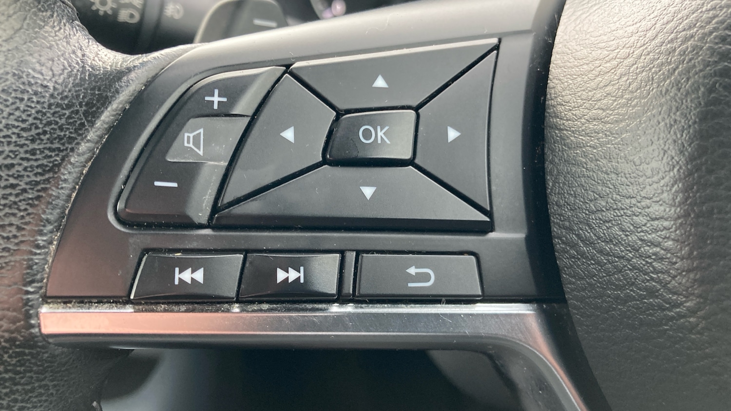 Used Nissan Juke 2020 for sale - 77136060: Photo 32