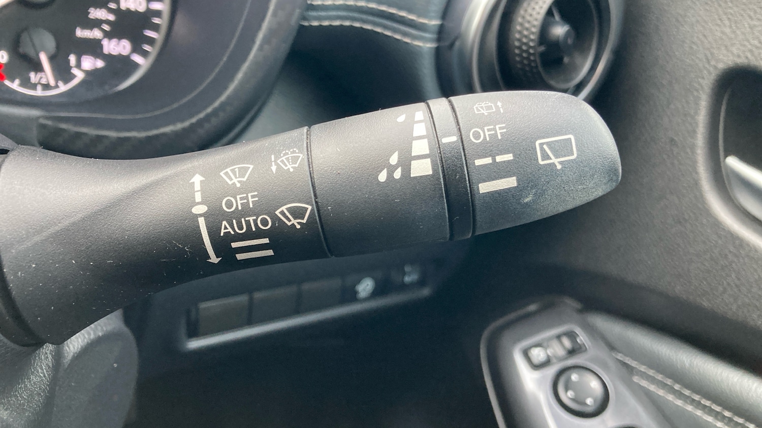 Used Nissan Juke 2020 for sale - 77136060: Photo 34