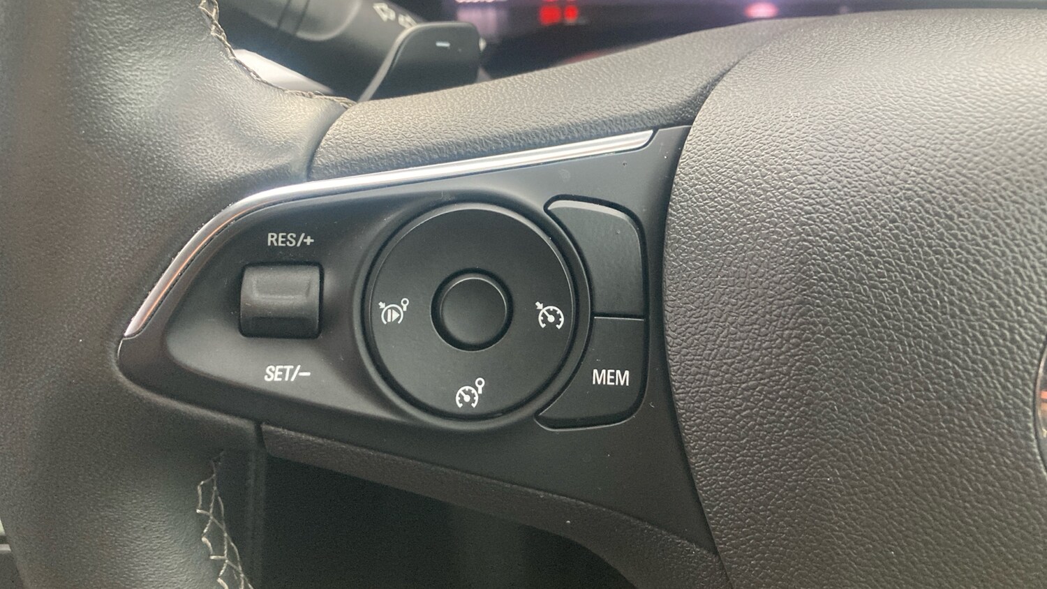 Used Vauxhall Grandland 2023 for sale - 76089018: Photo 32